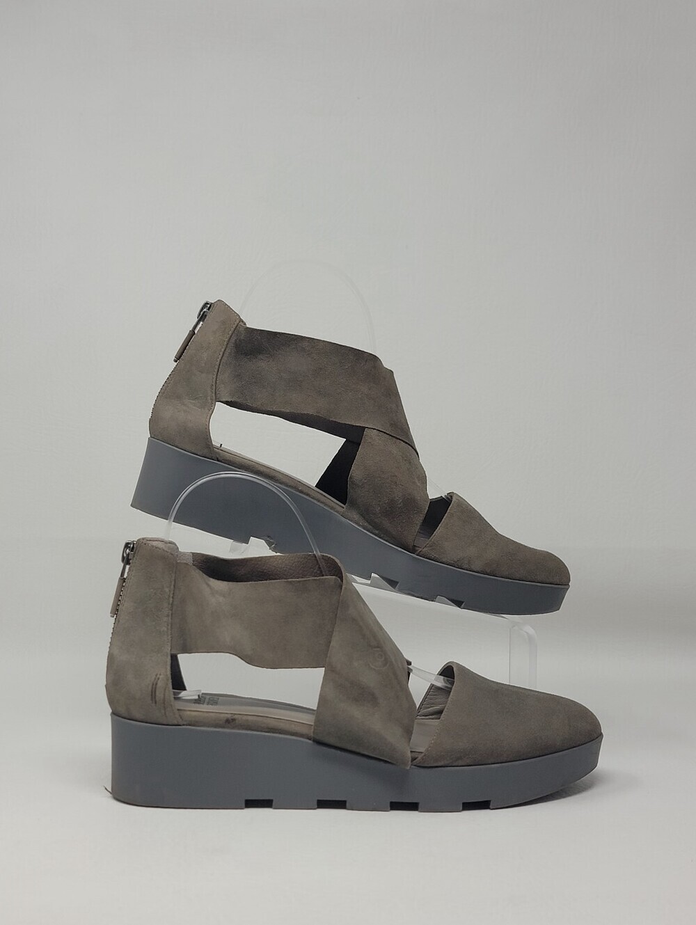 Eileen Fisher Carver Suede Wedge Sandals Gray Taupe Cutout Zip Womens Size 8.5 - Picture 2 of 10